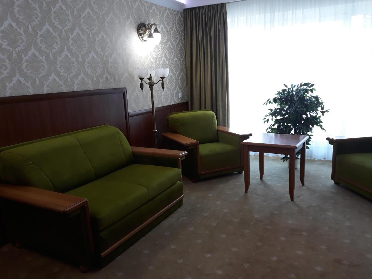 פז'יז'ינה Hotel Imperium מראה חיצוני תמונה